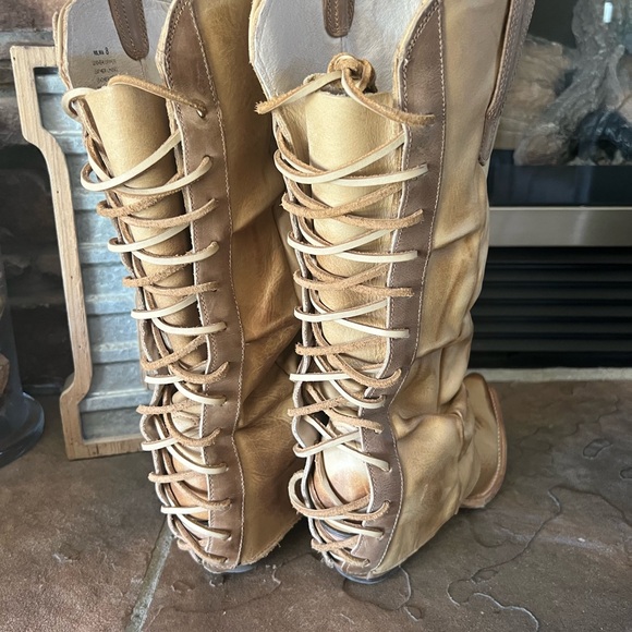 Freebird by Steven Tan Heeled Boots  Western boot - Picture 2 of 6